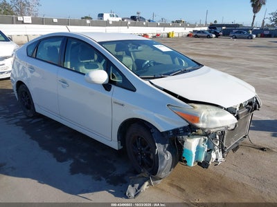 TOYOTA PRIUS 2013