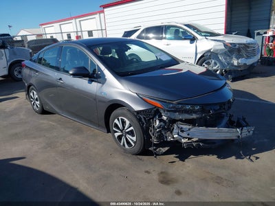 TOYOTA PRIUS PRIME 2018