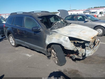 SUBARU OUTBACK 2013