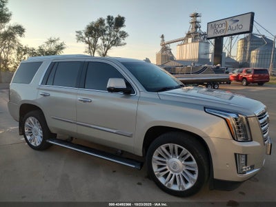 CADILLAC ESCALADE 2017
