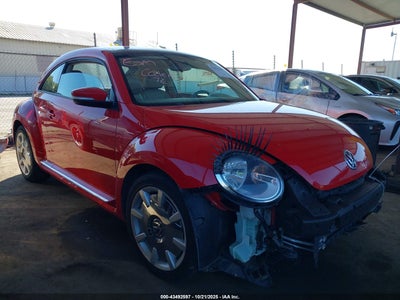 VOLKSWAGEN BEETLE 2015