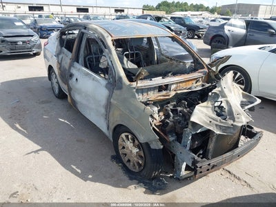NISSAN VERSA 2014