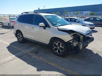 SUBARU FORESTER 2015