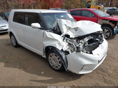 SCION XB 2012