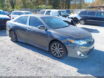 TOYOTA CAMRY 2012