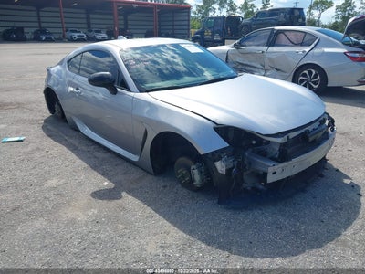 TOYOTA GR86 2024