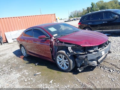 CHRYSLER 200 2015