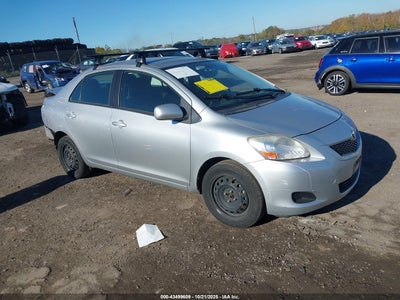 TOYOTA YARIS 2012