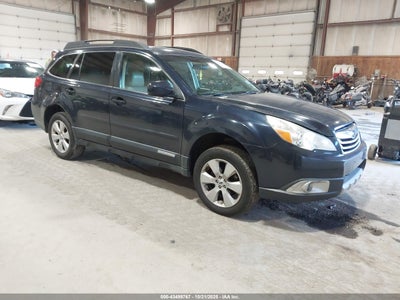 SUBARU OUTBACK 2012