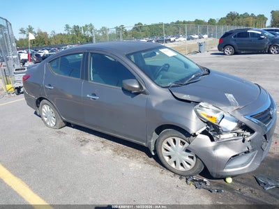 NISSAN VERSA 2015