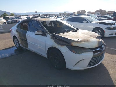 TOYOTA CAMRY 2015
