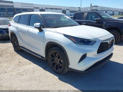 TOYOTA HIGHLANDER 2022