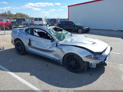 FORD MUSTANG 2021