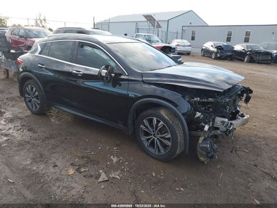 INFINITI QX30 2017