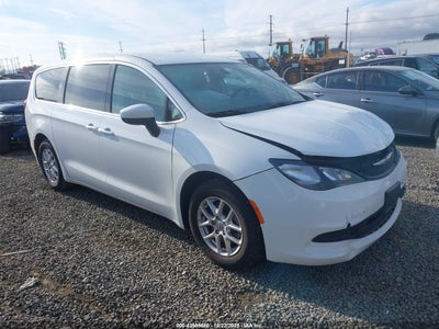 CHRYSLER VOYAGER 2022