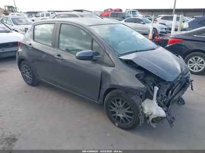 TOYOTA YARIS 2015