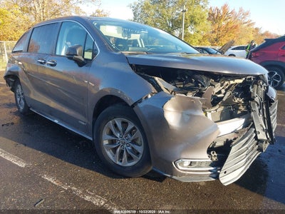 TOYOTA SIENNA 2021