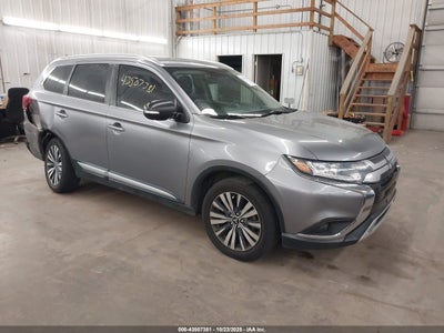 MITSUBISHI OUTLANDER 2019