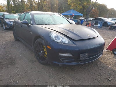 PORSCHE PANAMERA 2010