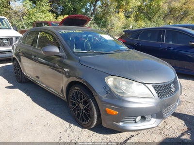 SUZUKI KIZASHI 2011