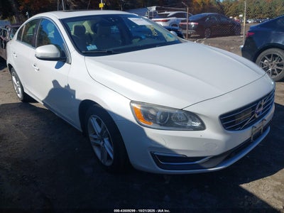 VOLVO S60 2015