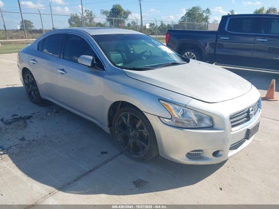 NISSAN MAXIMA 2014