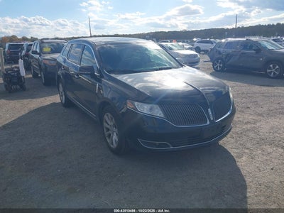 LINCOLN MKT 2013