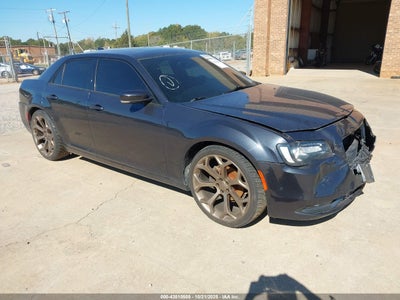 CHRYSLER 300 2015