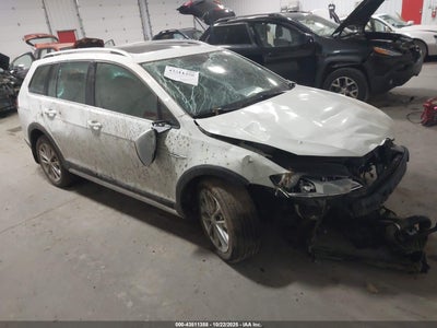 VOLKSWAGEN GOLF ALLTRACK 2017