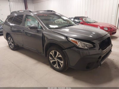 SUBARU OUTBACK 2020