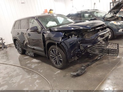 TOYOTA GRAND HIGHLANDER 2024