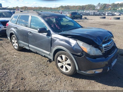 SUBARU OUTBACK 2011