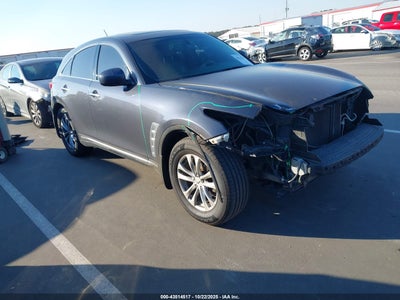 INFINITI FX35 2011