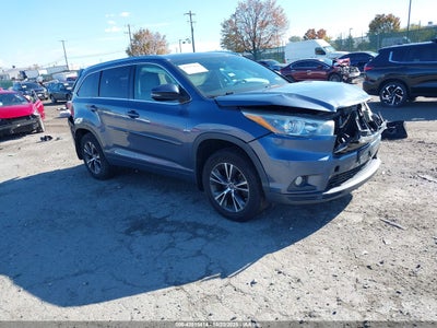 TOYOTA HIGHLANDER 2016