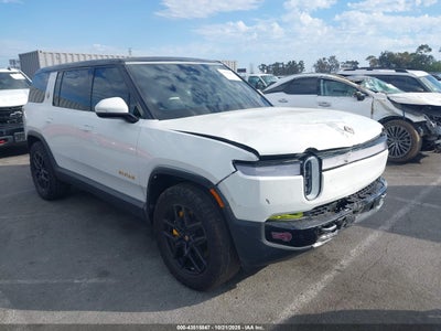 RIVIAN R1S 2023