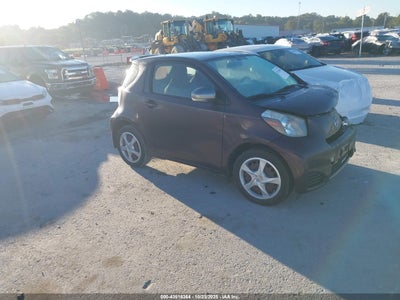 SCION IQ 2013