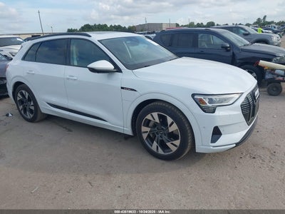 AUDI E-TRON 2021