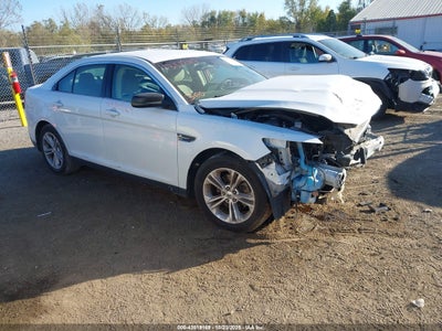 FORD TAURUS 2016