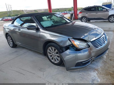 CHRYSLER 200 2012