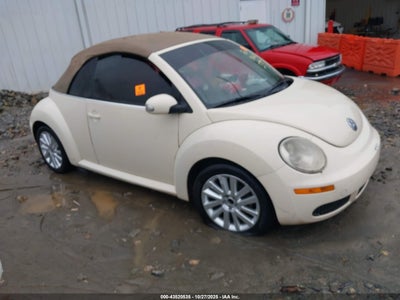 VOLKSWAGEN NEW BEETLE 2008