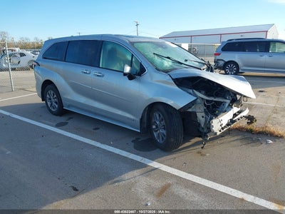 TOYOTA SIENNA 2021