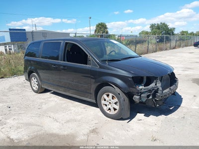 DODGE GRAND CARAVAN 2013