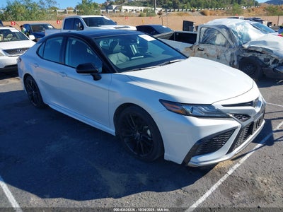 TOYOTA CAMRY 2023