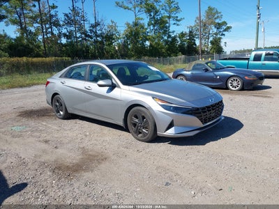 HYUNDAI ELANTRA 2022