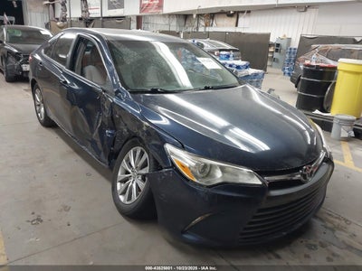 TOYOTA CAMRY 2017