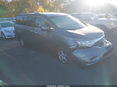 NISSAN QUEST 2017