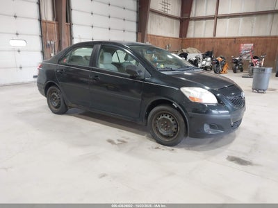 TOYOTA YARIS 2009