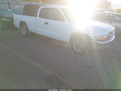 DODGE DAKOTA 2000
