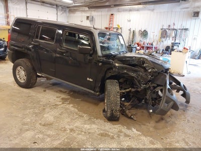 HUMMER H3 SUV 2010