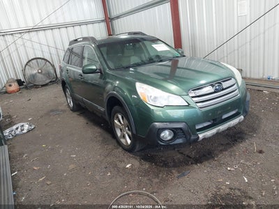 SUBARU OUTBACK 2014